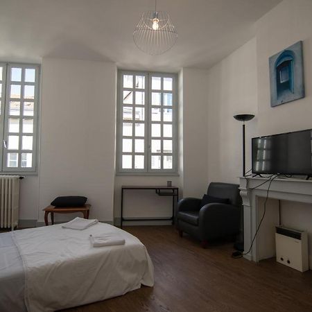 Hyper Centre - 3 Chambres - Gare - Wifi - Cosy بور أو بريس المظهر الخارجي الصورة